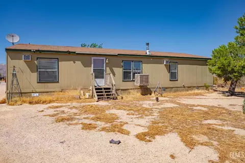 26361 Olanche St, Mojave, CA 93501 photo 1