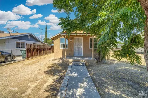 609 Beverly Dr, Bakersfield, CA 93307