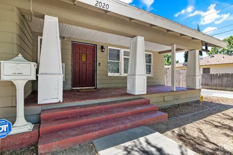 Exterior - 2020 B St, Bakersfield, CA 93301 photo 3 of 10