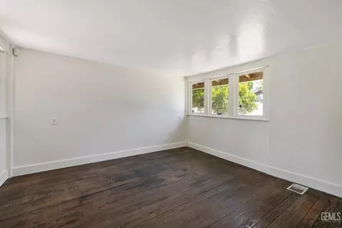 Bedroom - 2020 B St, Bakersfield, CA 93301 photo 1 of 5