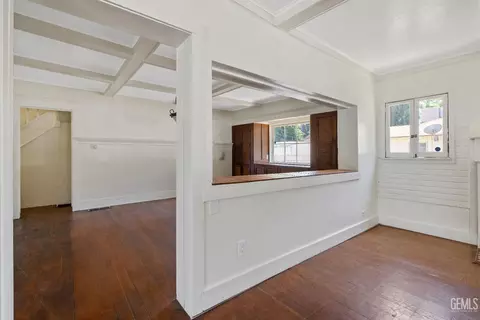 Entry Way - 2020 B St, Bakersfield, CA 93301 photo 1 of 7