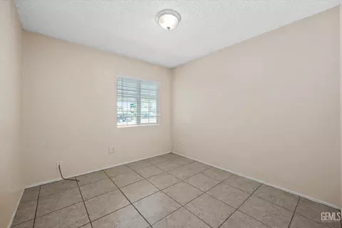500 Dunninger St, Bakersfield, CA 93307 photo 26