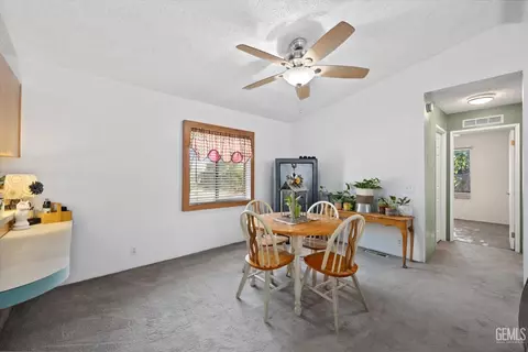 28115 Mcclaren Ave, Taft, CA 93268 photo 9