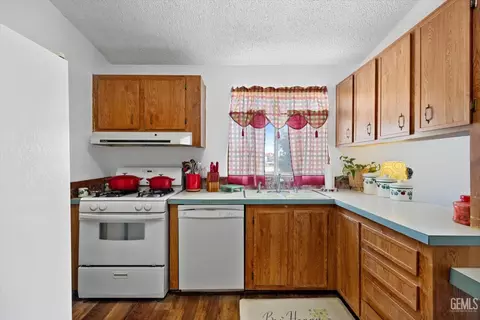 28115 Mcclaren Ave, Taft, CA 93268 photo 11