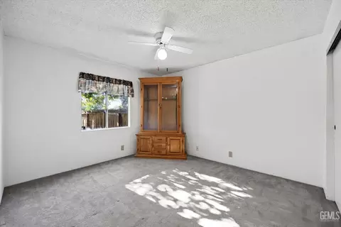 28115 Mcclaren Ave, Taft, CA 93268 photo 18