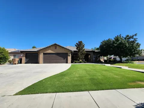 13400 Coco Palm Ct, Bakersfield, CA 93314