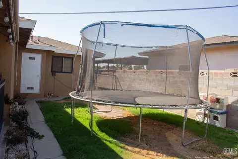 Other - 3112 Erwin St, Bakersfield, CA 93304 photo 10 of 12