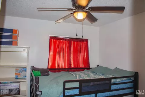 Bedroom - 3112 Erwin St, Bakersfield, CA 93304 photo 1 of 5