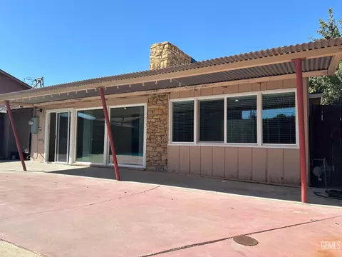 213 E San Emidio St, Taft, CA 93268 photo 14
