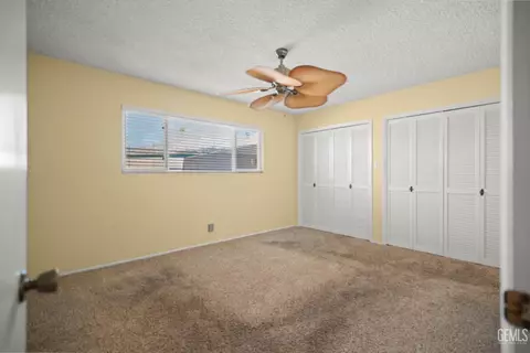 Bedroom - 206 Robin Way, Taft, CA 93268 photo 4 of 5
