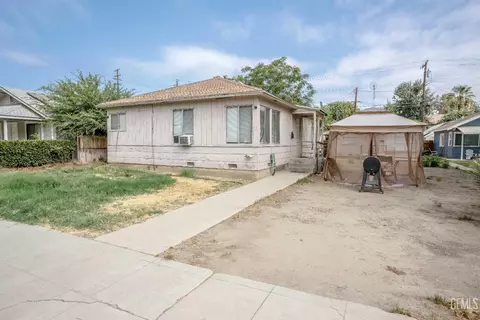 2318 19th St, Bakersfield, CA 93301