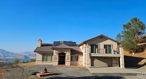 2301 Shadow Mountain Dr, Lake Isabella, CA 93240