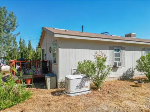301 Columbus Ave, Bodfish, CA 93205 photo 2
