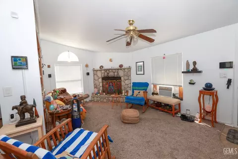 301 Columbus Ave, Bodfish, CA 93205 photo 17