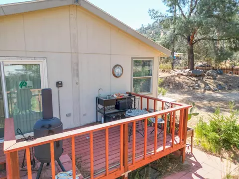 301 Columbus Ave, Bodfish, CA 93205 photo 4