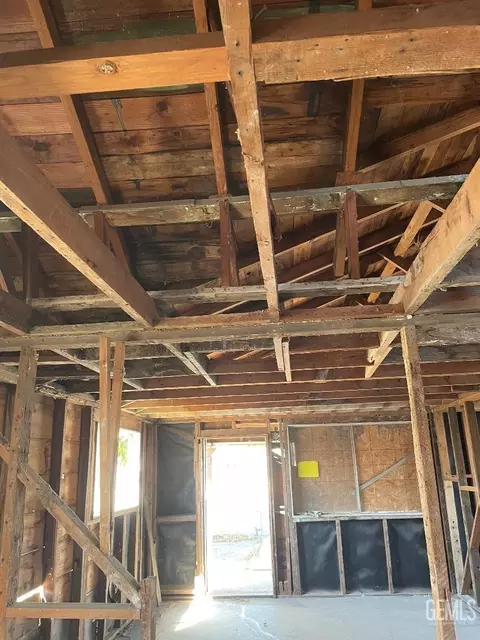 412 Polk St, Taft, CA 93268 photo 8