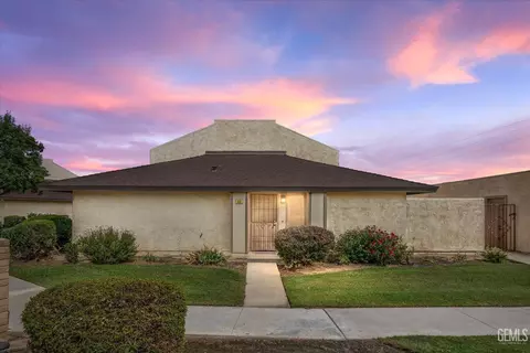 930 Olive Dr #48, Bakersfield, CA 93308