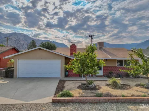 2612 Flower St, Lake Isabella, CA 93240