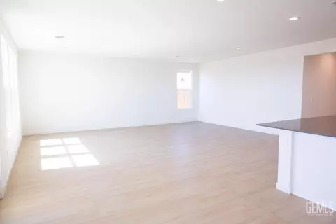 Living - 8421 Basalt St, Bakersfield, CA 93314 photo 4 of 4