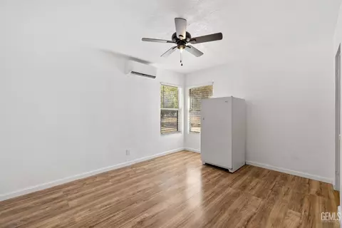 13170 Gilbert St, North Edwards, CA 93523 photo 28