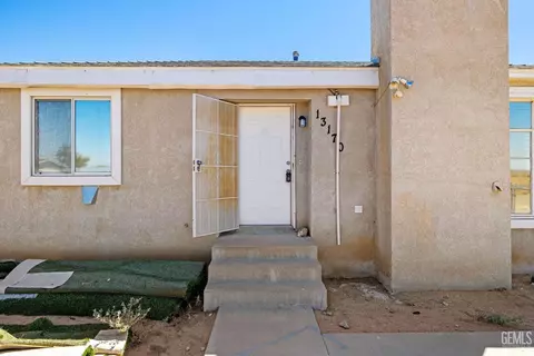 13170 Gilbert St, North Edwards, CA 93523 photo 5