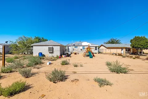 13170 Gilbert St, North Edwards, CA 93523 photo 40