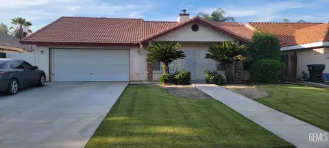 12204 Kingfisher Ave, Bakersfield, CA 93312