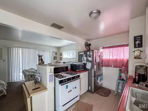 2407 19th St, Bakersfield, CA 93301 photo 5