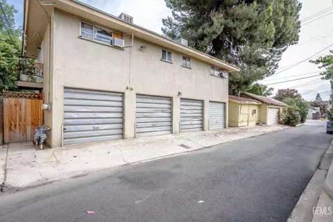 2407 19th St, Bakersfield, CA 93301 photo 22