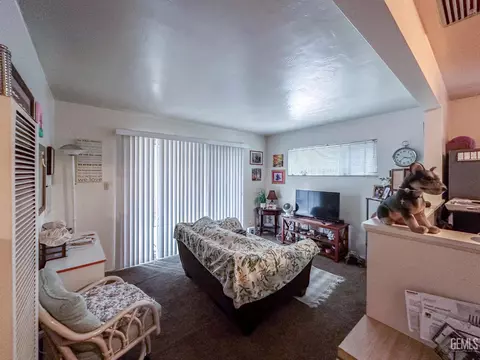 2407 19th St, Bakersfield, CA 93301 photo 4