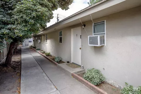2407 19th St, Bakersfield, CA 93301 photo 14