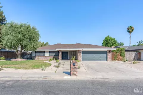 2517 Sutton Pl, Bakersfield, CA 93309 photo 3