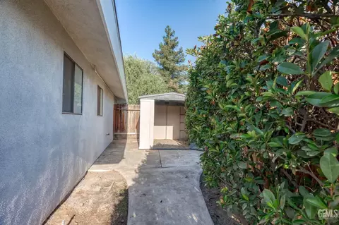2517 Sutton Pl, Bakersfield, CA 93309 photo 42