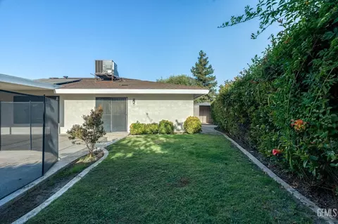 2517 Sutton Pl, Bakersfield, CA 93309 photo 41
