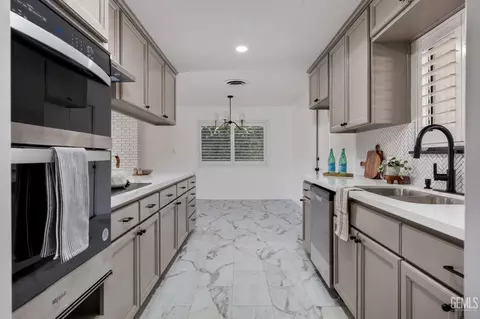 2517 Sutton Pl, Bakersfield, CA 93309 photo 23