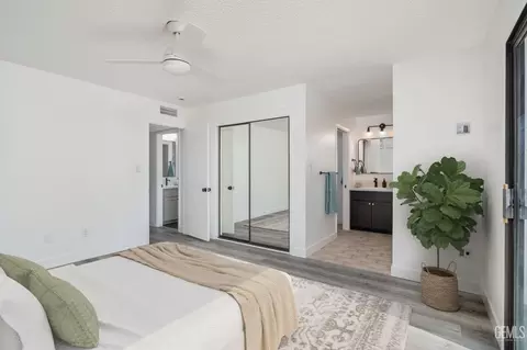2517 Sutton Pl, Bakersfield, CA 93309 photo 31
