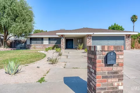 2517 Sutton Pl, Bakersfield, CA 93309 photo 6