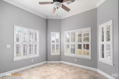 Entry Way - 11323 Tee Box Ln, Taft, CA 93268 photo 1 of 1