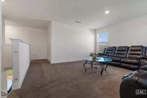 Entry Way - 6701 Balmorhea St, Bakersfield, CA 93311 photo 6 of 6