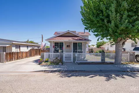 116 Van Buren St, Taft, CA 93268 photo 1