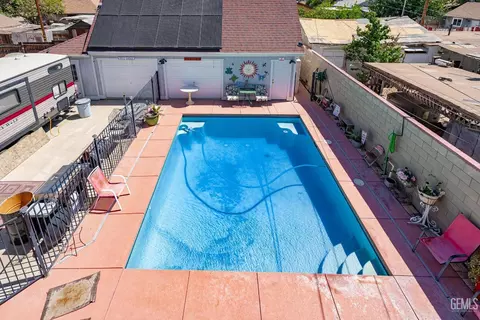 116 Van Buren St, Taft, CA 93268 photo 31