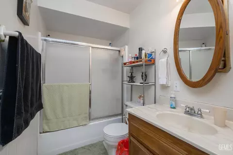 116 Van Buren St, Taft, CA 93268 photo 17