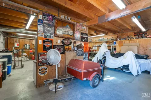 116 Van Buren St, Taft, CA 93268 photo 33