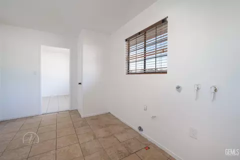 Other - 467 Campus Dr, Arvin, CA 93203 photo 4 of 8