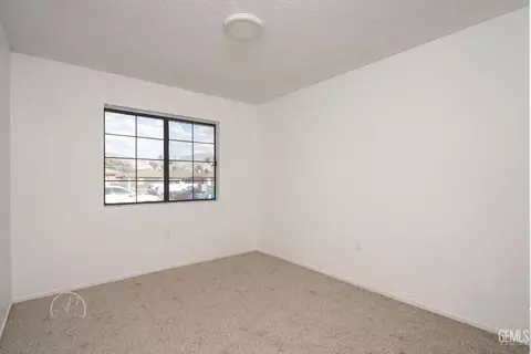 Bedroom - 467 Campus Dr, Arvin, CA 93203 photo 3 of 3