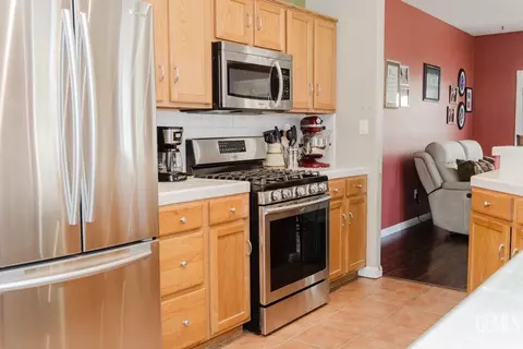 8616 Windjammer Dr, Bakersfield, CA 93312 photo 23