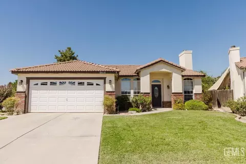 8616 Windjammer Dr, Bakersfield, CA 93312 photo 1