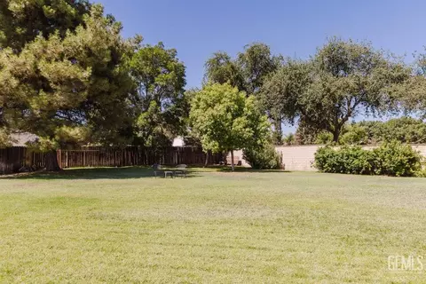 8616 Windjammer Dr, Bakersfield, CA 93312 photo 41