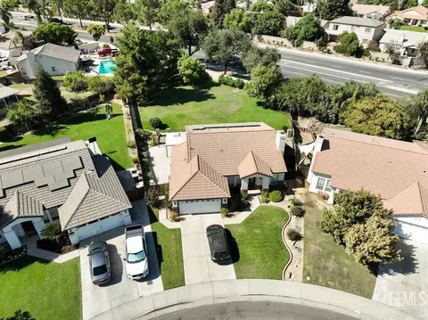 8616 Windjammer Dr, Bakersfield, CA 93312 photo 6