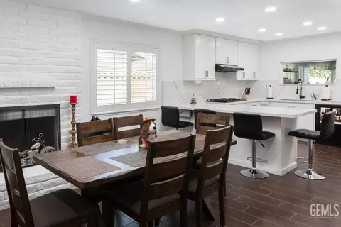 Kitchen - 1035 N Peg St, Ridgecrest, CA 93555 photo 1 of 3